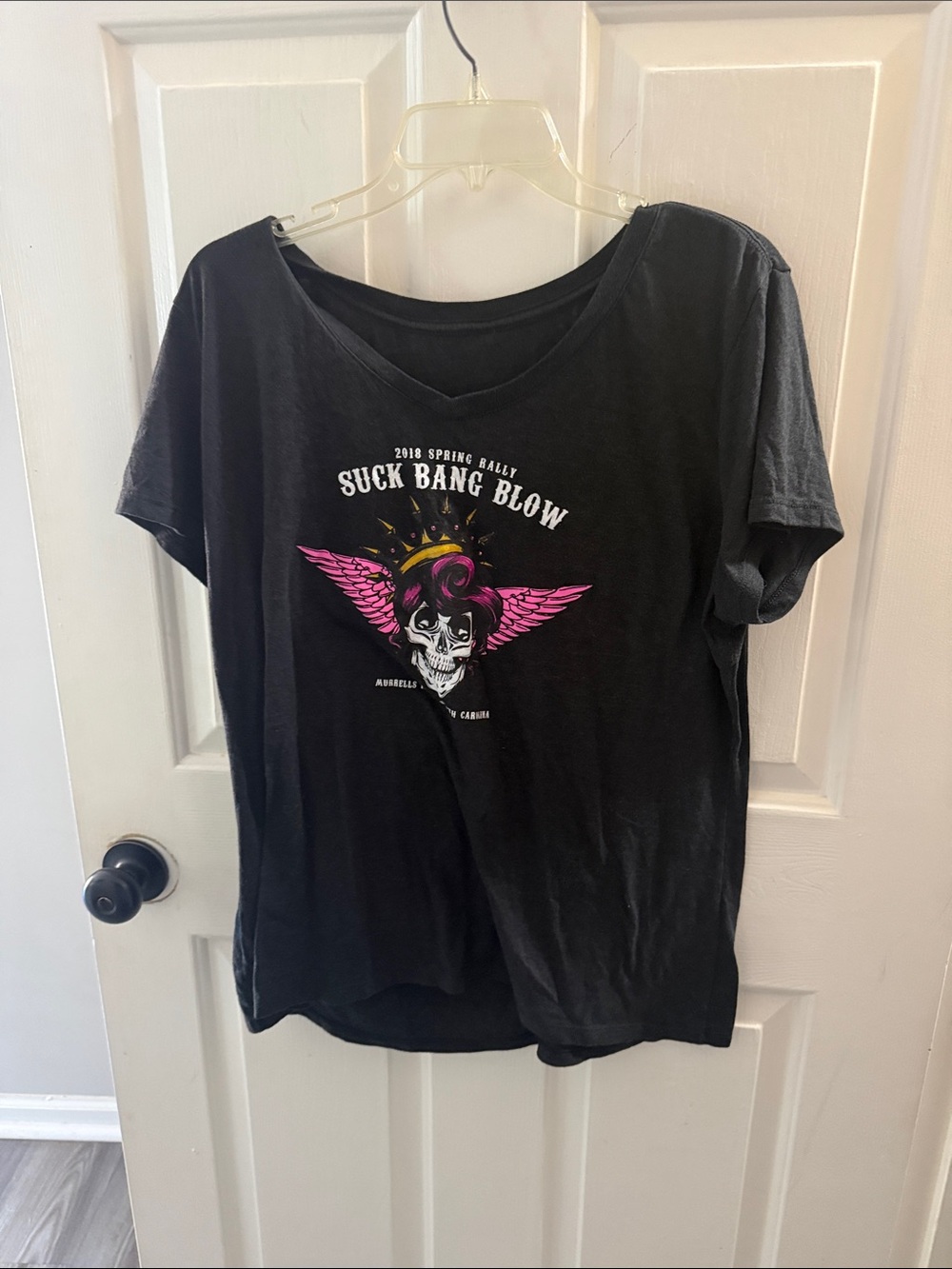SOUL Naturalizer Black Tee with Pink Graphic